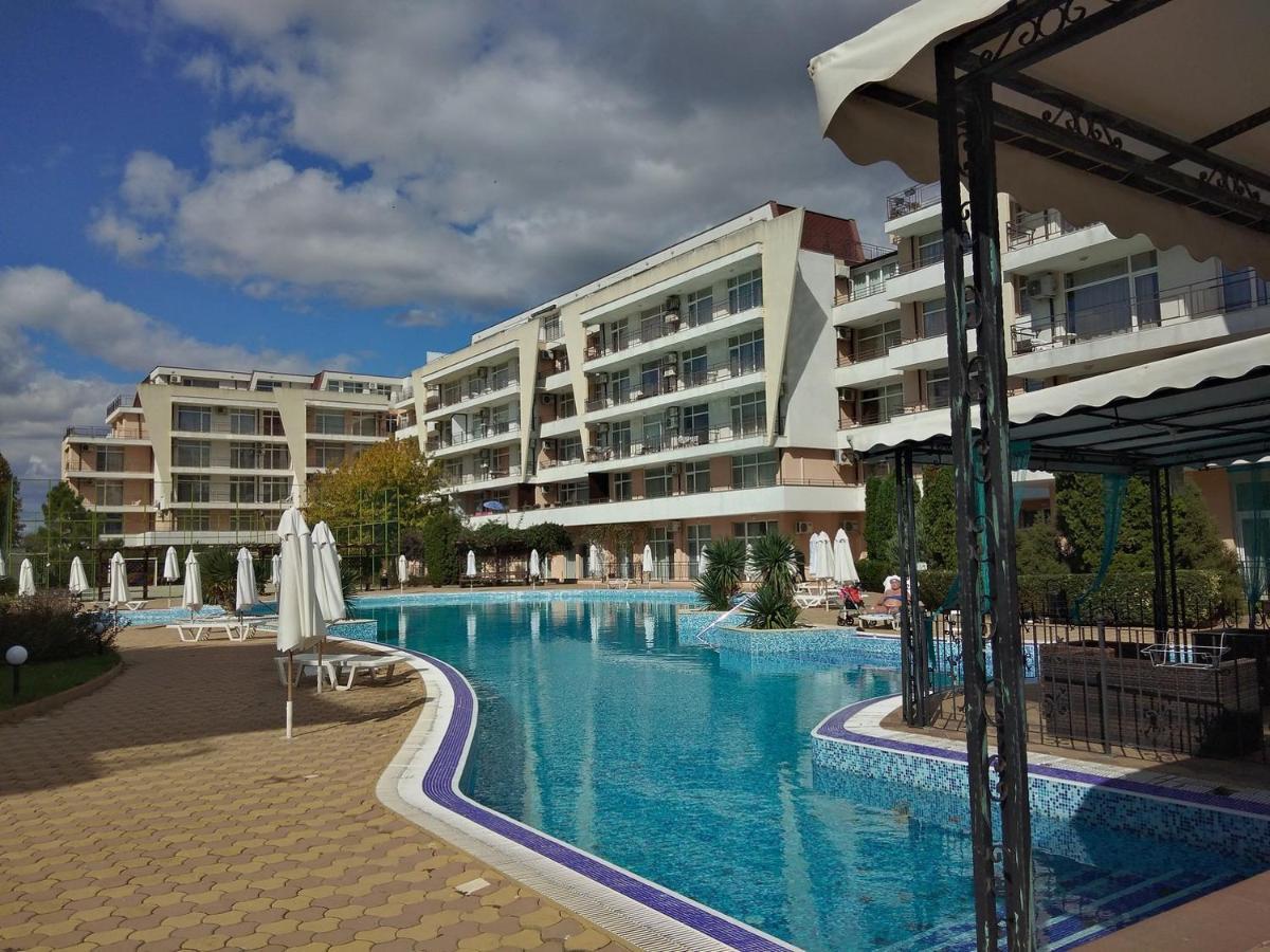 Apartment Daisy Grand Kamelia Sunny Beach Exterior photo