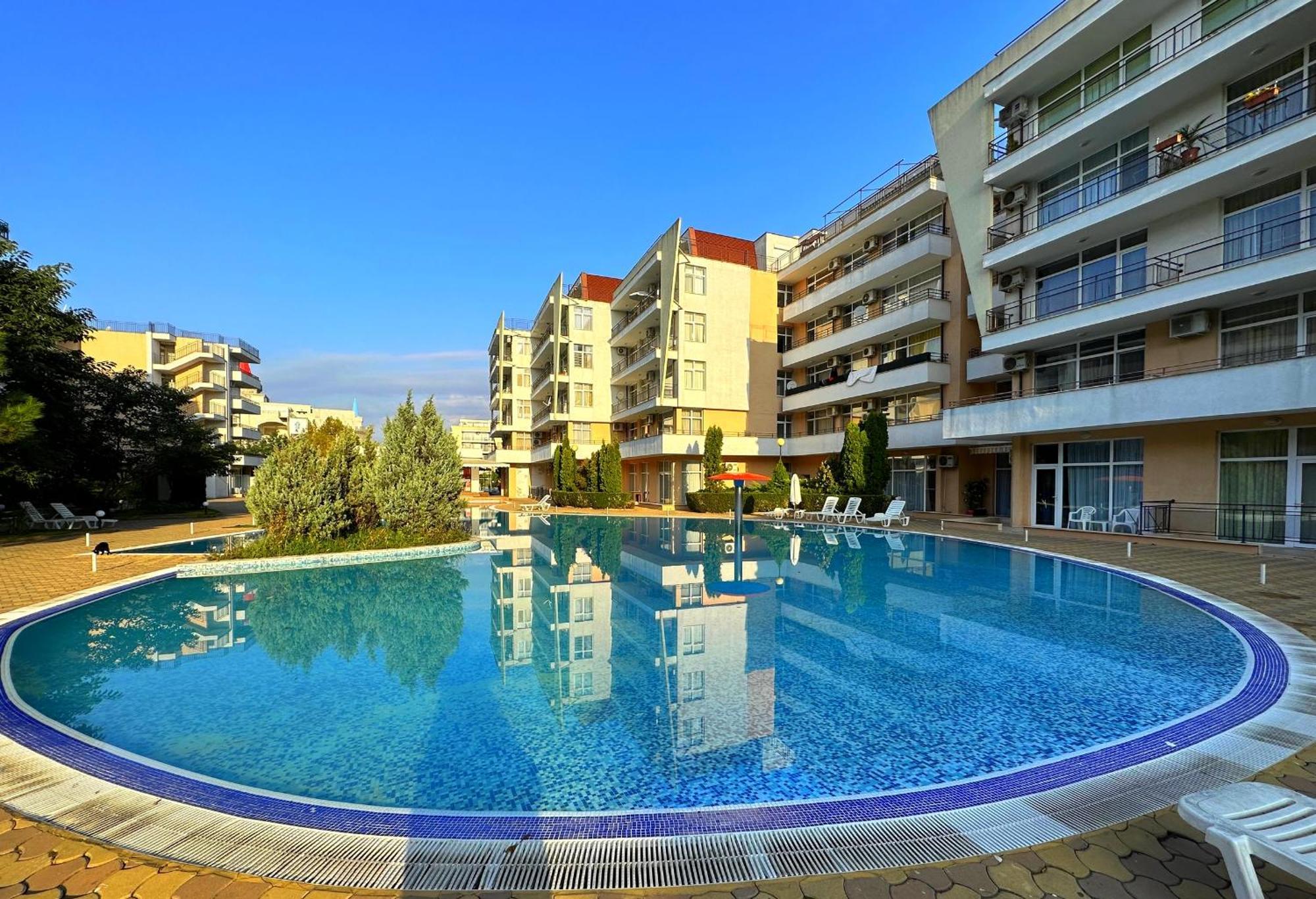 Apartment Daisy Grand Kamelia Sunny Beach Exterior photo